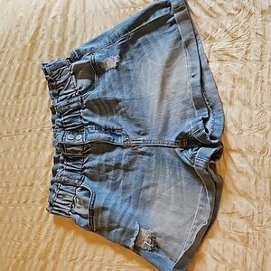Vanilla Star high waisted distressed denim shorts sz.9 Juniors